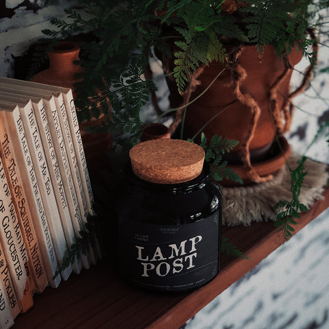 Lamp Post | 8oz Soy Candle